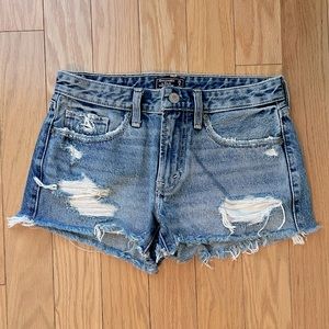 Abercrombie shorts!